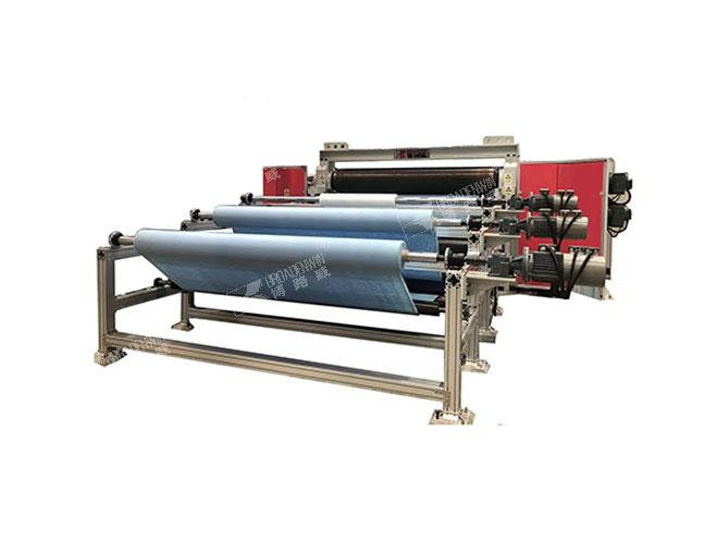 無紡布復合壓花機 http://www.webhyip.com/uploadfiles/211.149.255.8/webid1945/source_water/202202/164596865656.jpg