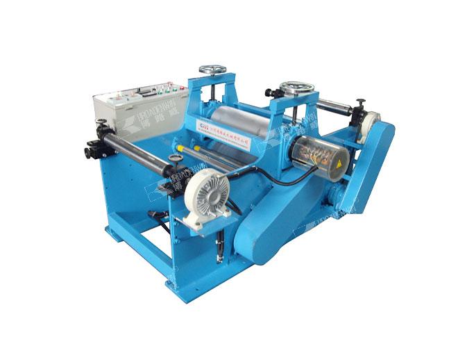 紙張壓紋機(jī) http://www.webhyip.com/uploadfiles/211.149.255.8/webid1945/source_water/202202/164596938169.jpg